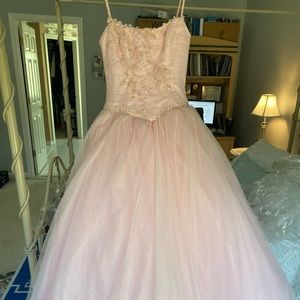 Prom gown